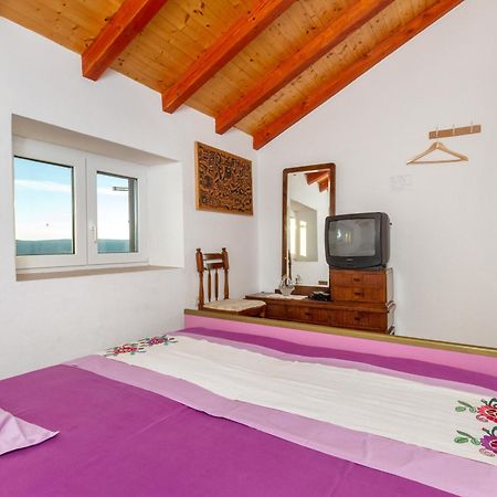 Apartment Old Stone House Локва Рогозница Екстериор снимка