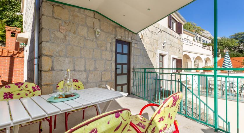Apartment Old Stone House Локва Рогозница Стая снимка
